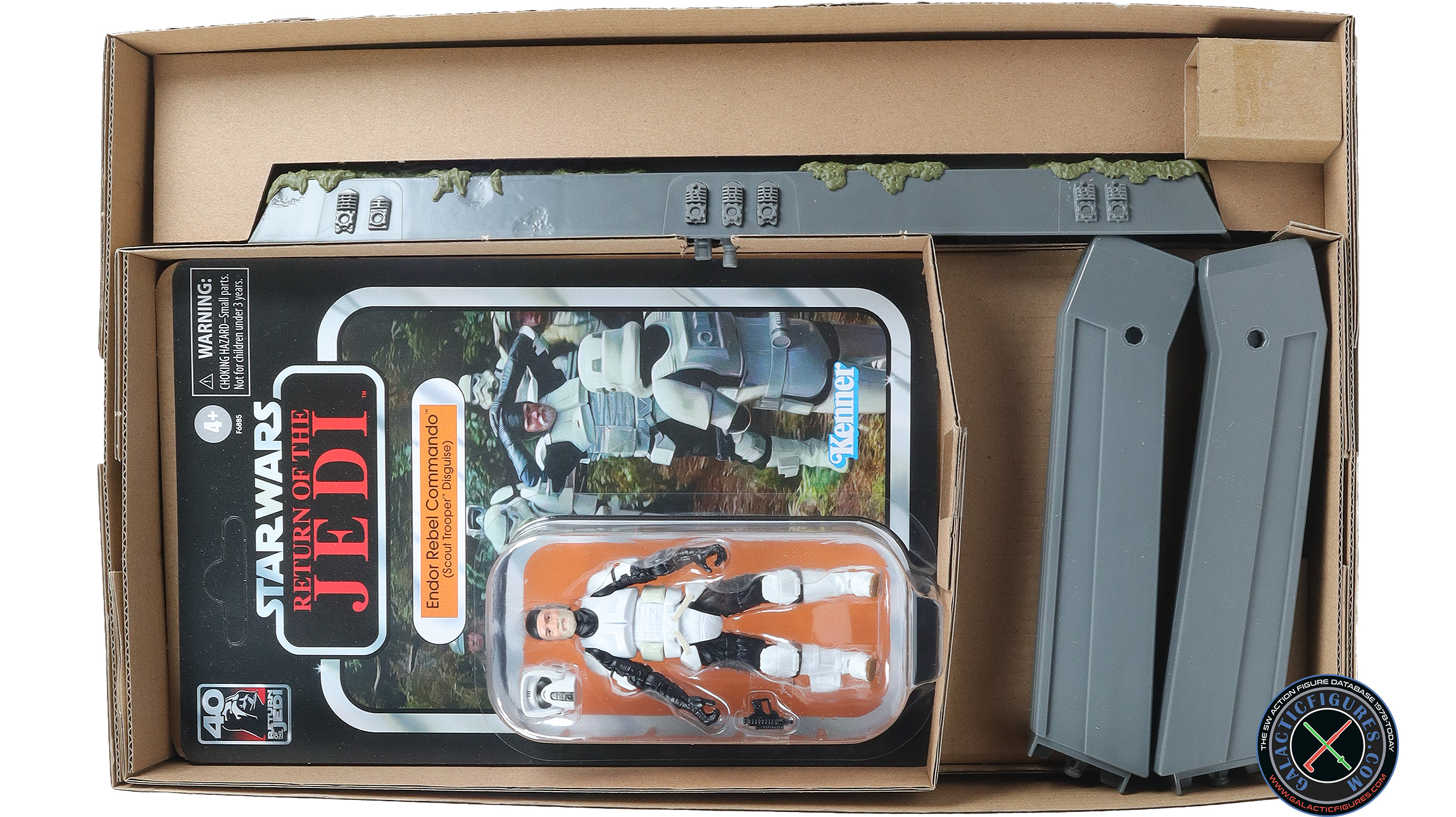 Nik Sant Endor Rebel Commando With Endor Bunker