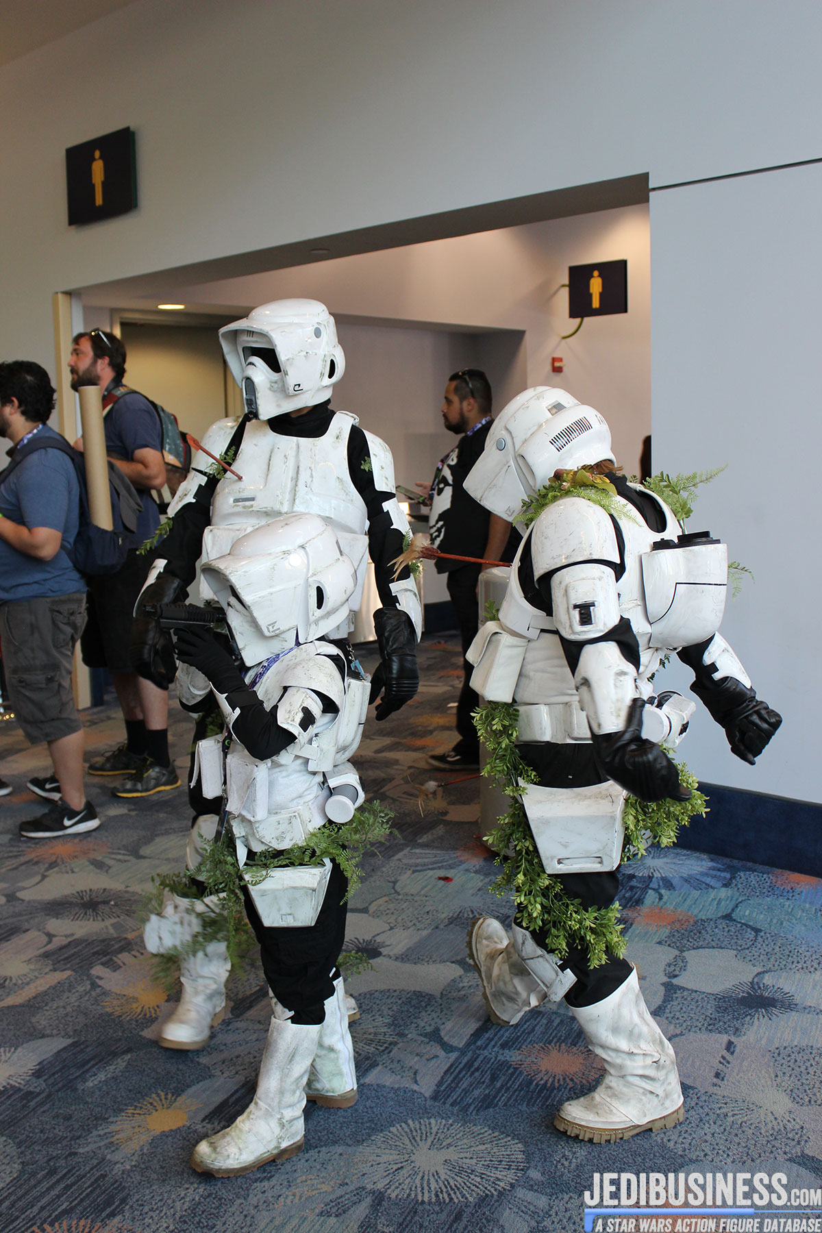 Star Wars Celebration Anaheim 2015 Cosplay And Prop Displays