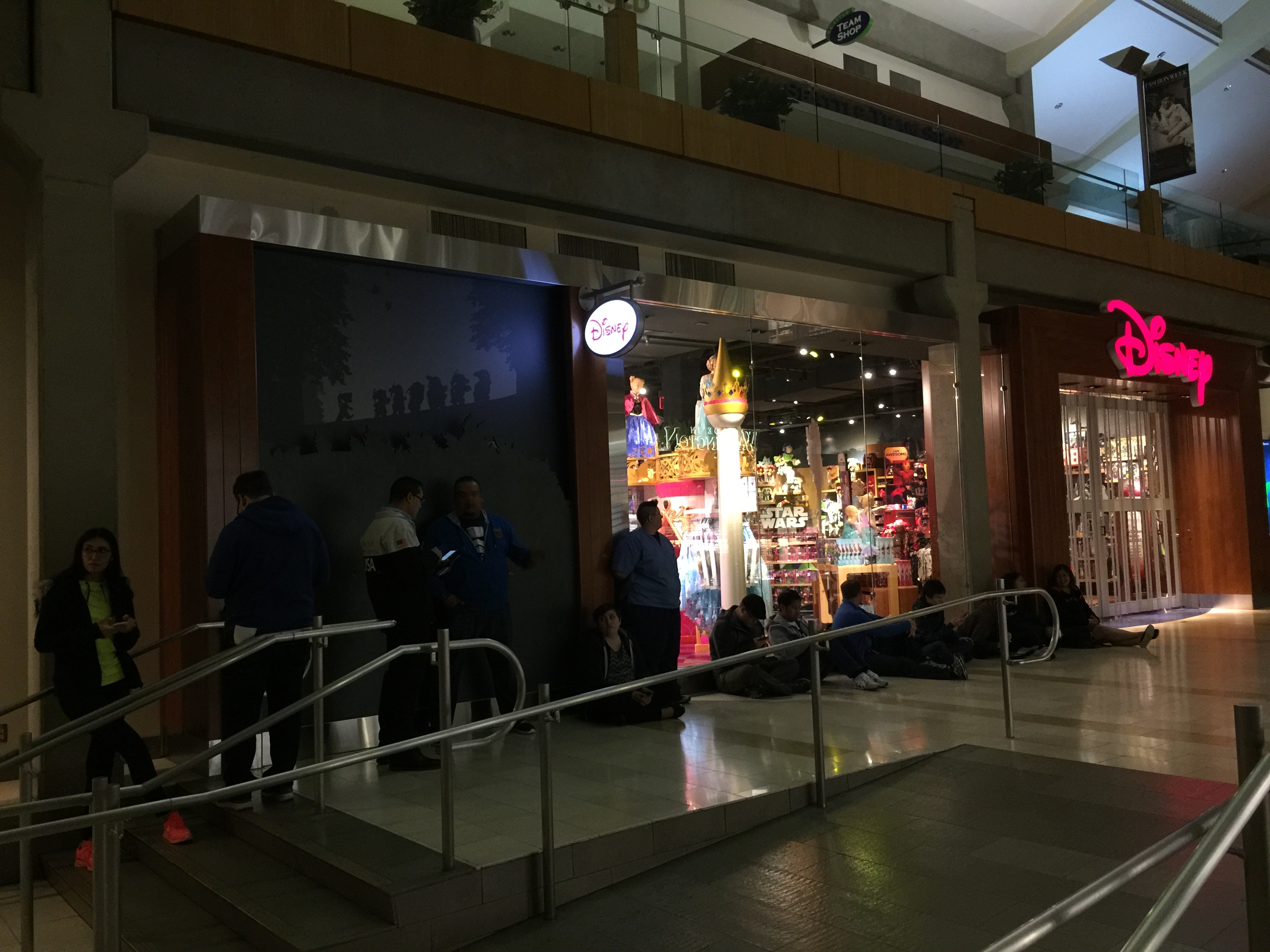 Disney Store Star Wars Force Friday 2015