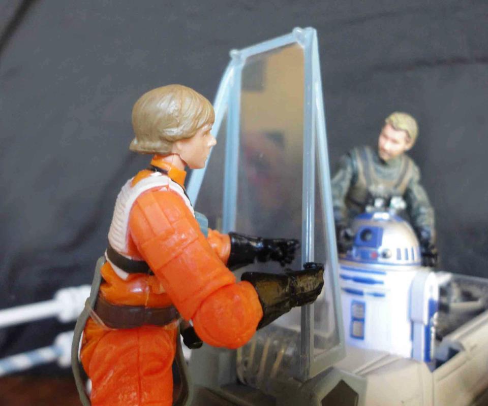 Original Star Wars Re-Created With Figures