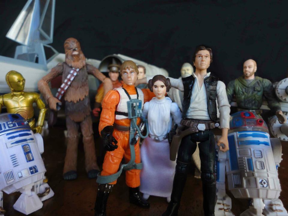 Original Star Wars Re-Created With Figures