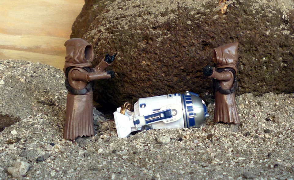 Original Star Wars Re-Created With Figures