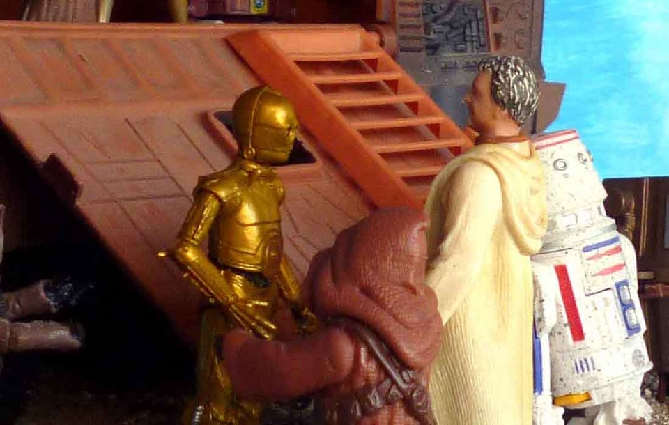 Original Star Wars Re-Created With Figures