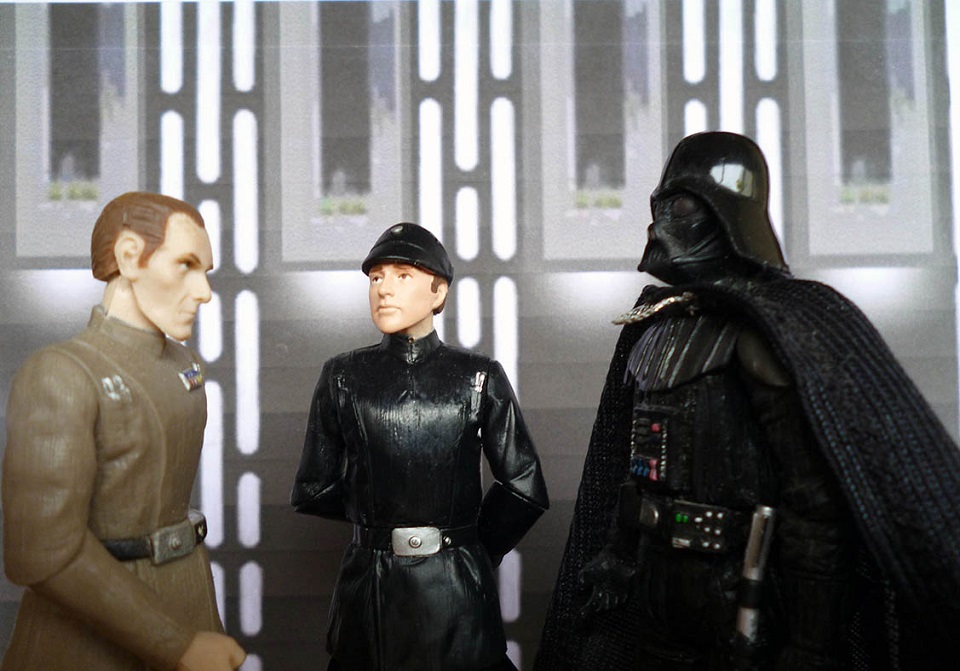 Original Star Wars Re-Created With Figures