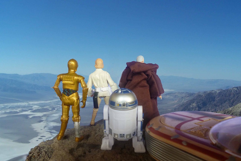 Original Star Wars Re-Created With Figures