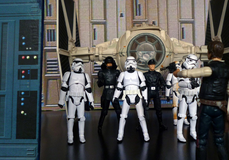 Original Star Wars Re-Created With Figures